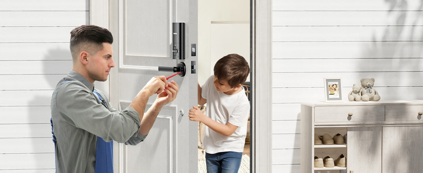 Smart Door Lock with Handle And Built-in WiFi